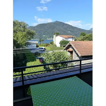 Дом отдыха Casa Sabina - App B C Lagocamp Maccagno